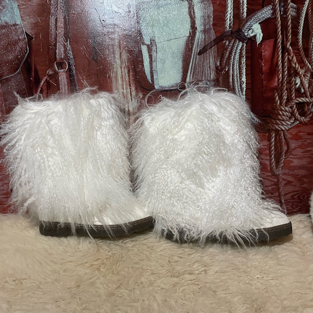 New BearPaw boots - Picture 9 of 13
